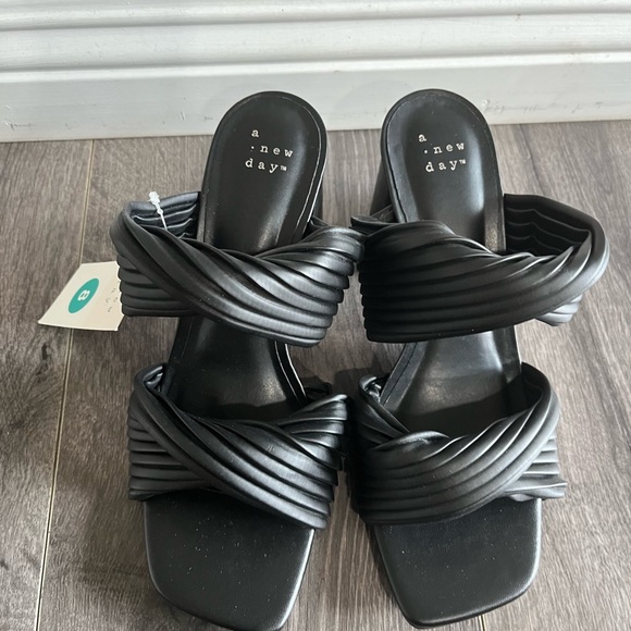 a new day Shoes - a new day Black Twisted Strap Heeled Sandals